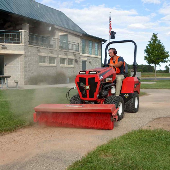 Steiner | Rotary Sweeper