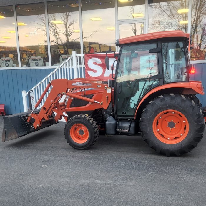 Used 2017 Kioti NX4510HCB w/ Loader