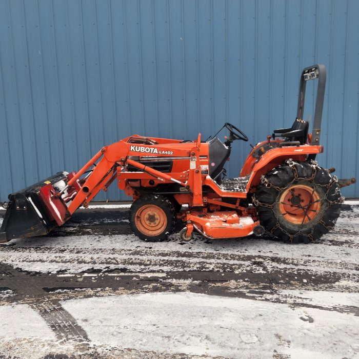 Used 2011 Kubota B2910 Tractor w/ Loader