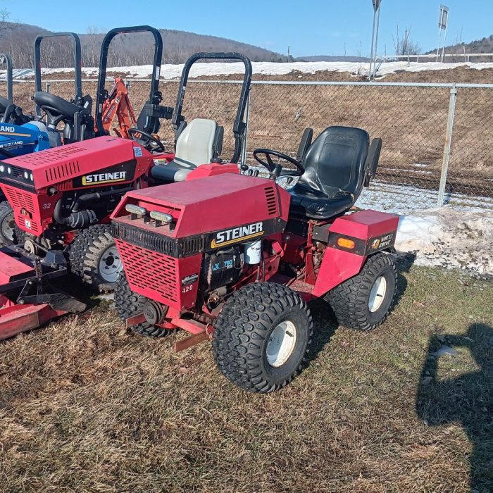 Used 1994 Steiner 420 Tractor