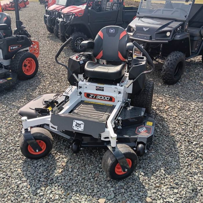 NEW Bobcat ZT3000 52" Zero Turn Mower